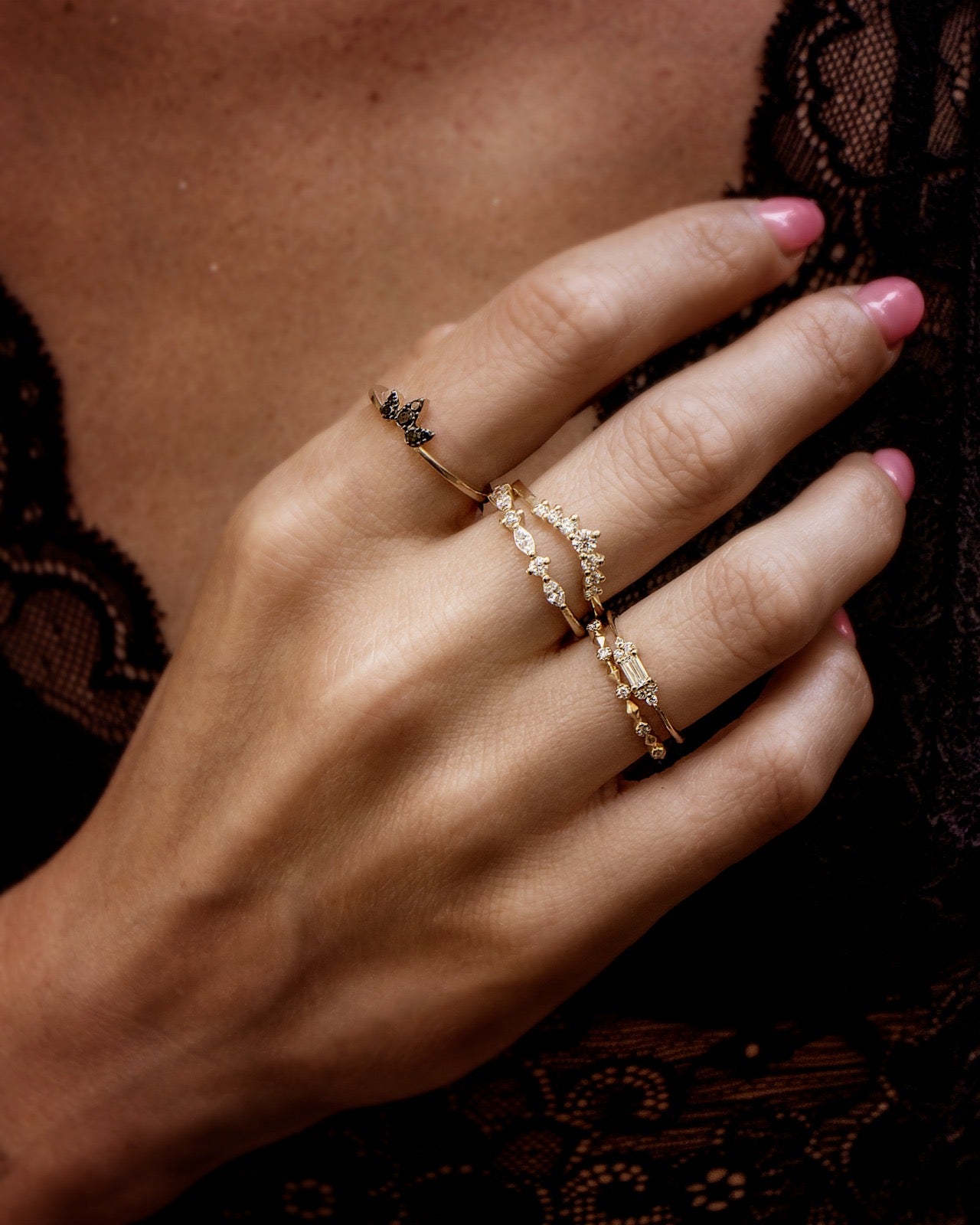 Circle crown ring