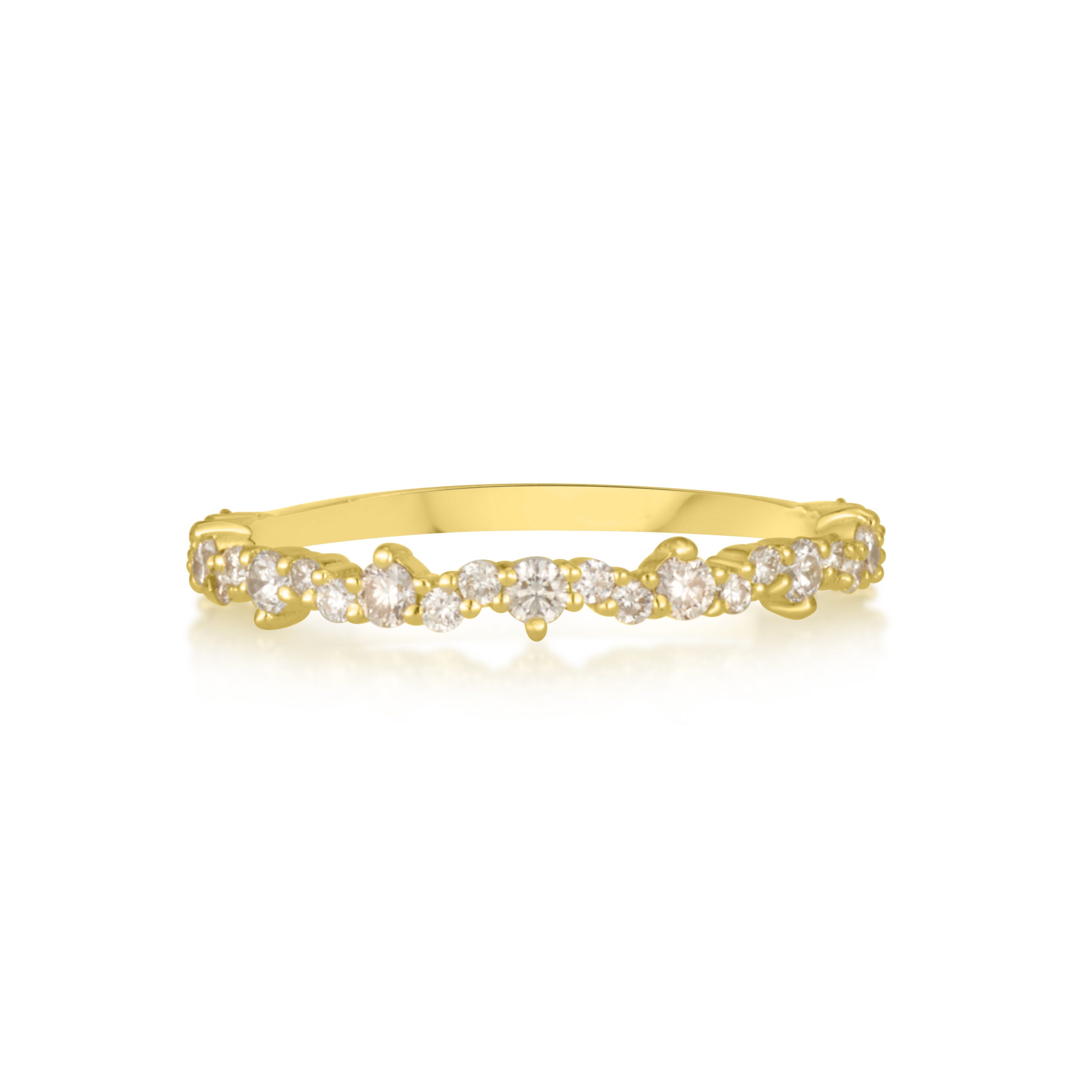 Celine ring in white diamonds