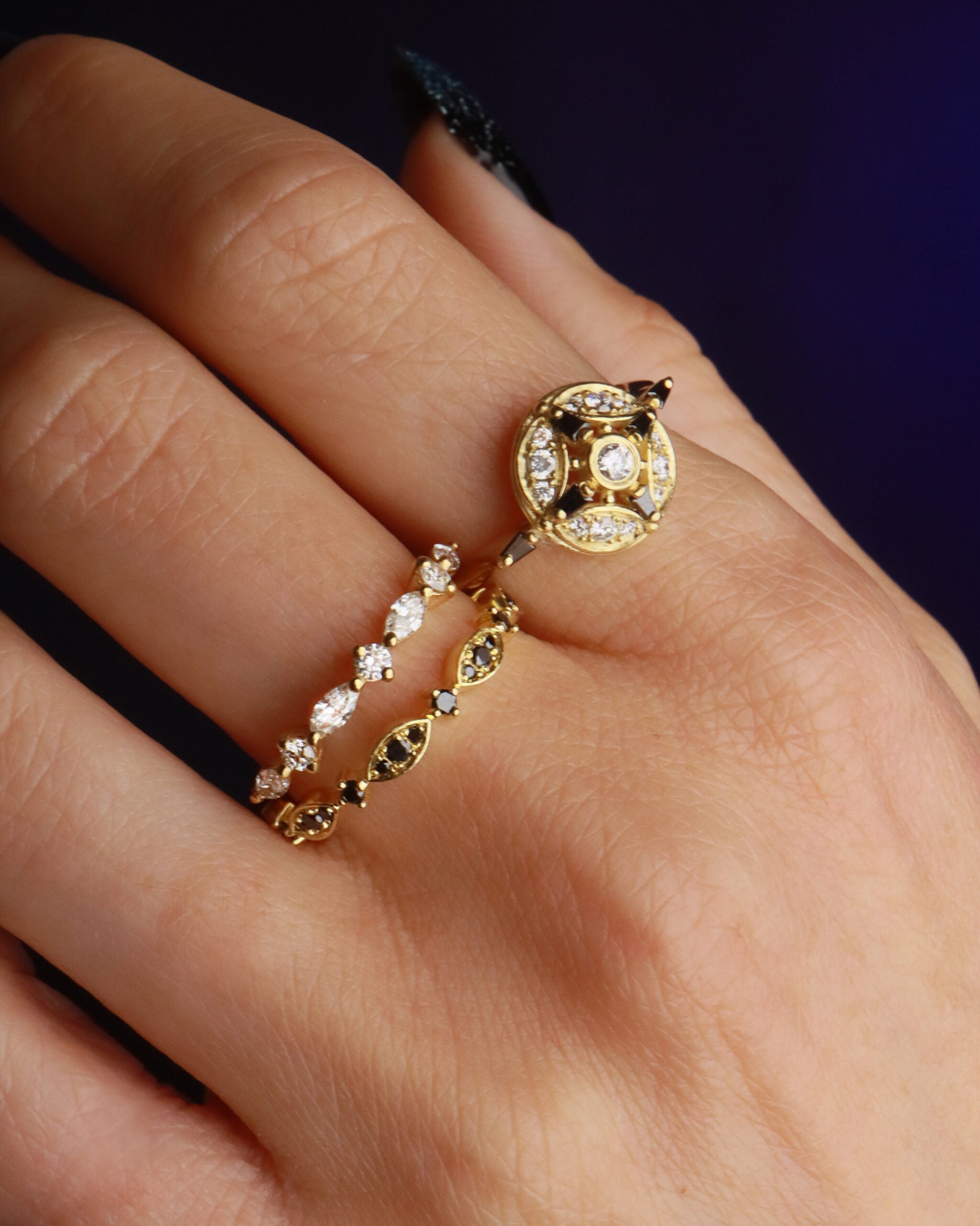 Eva ring in white diamonds (Large)