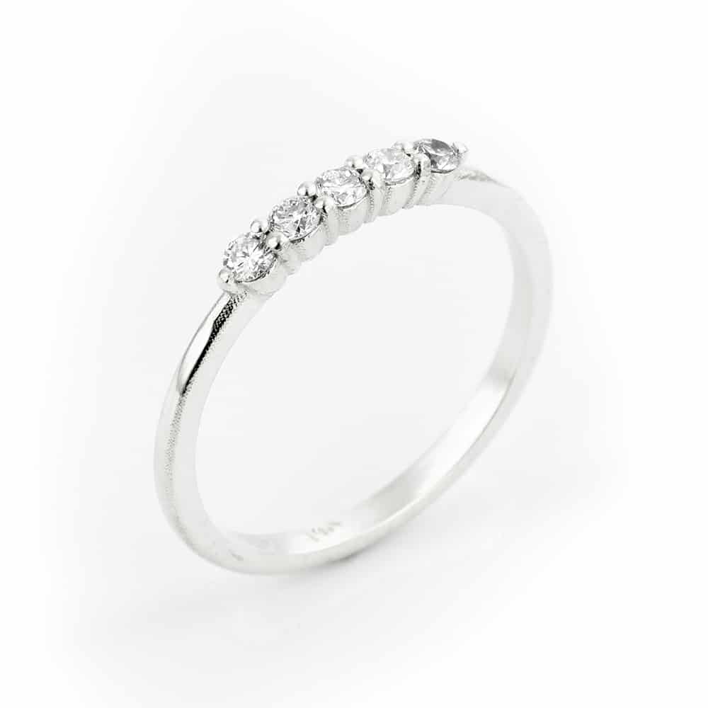 Five diamond ring
