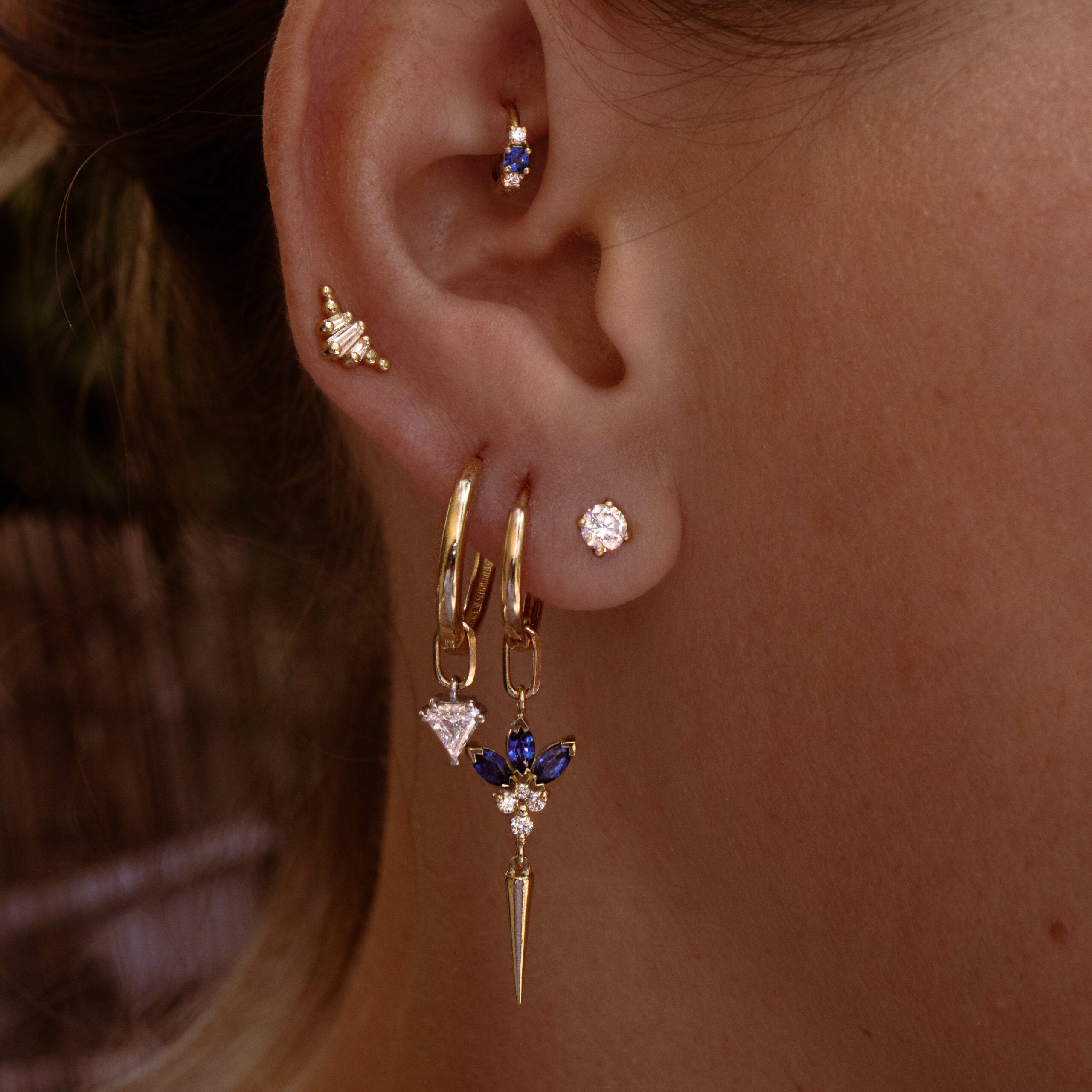 Taper Degrade Crown In White Diamonds