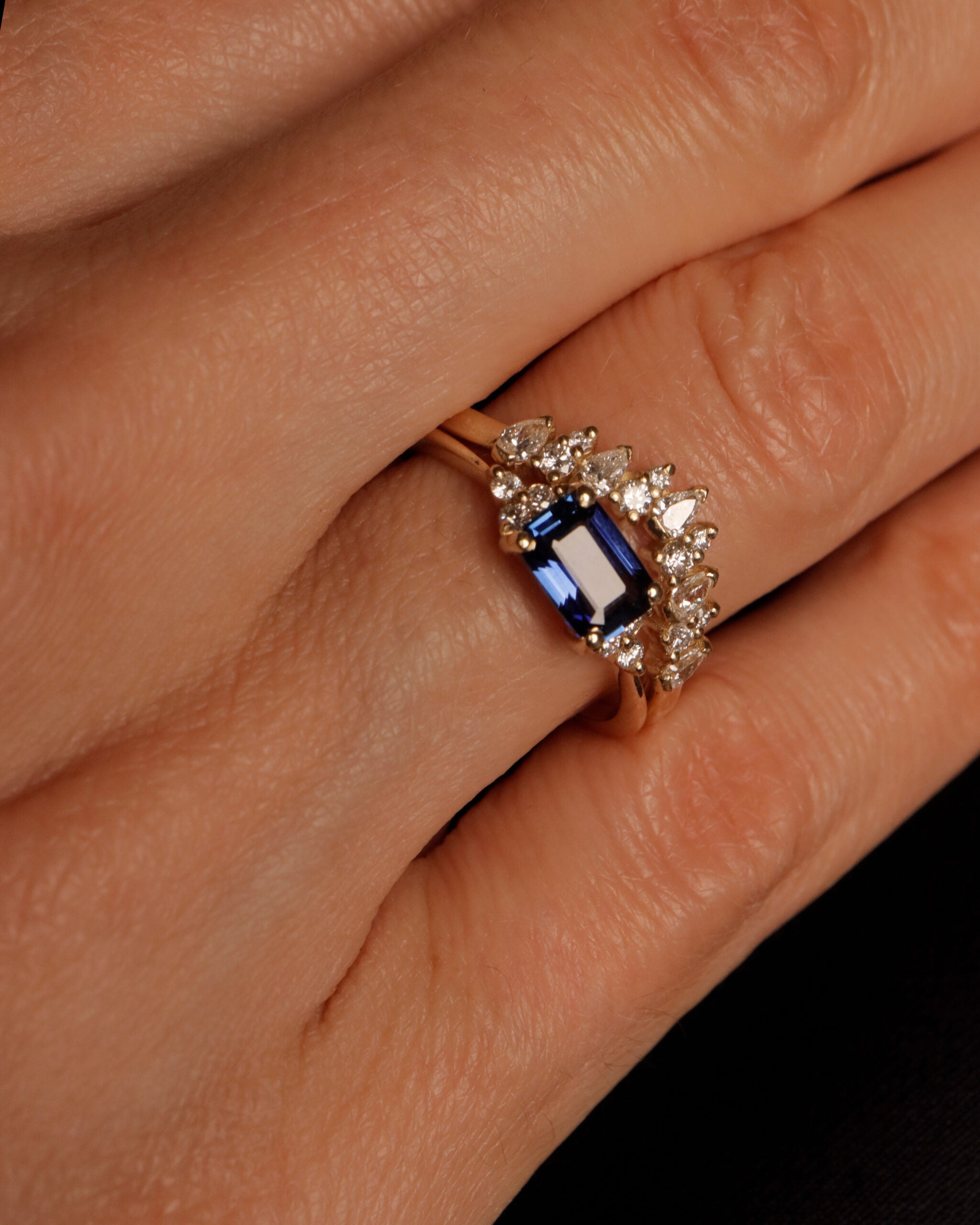 Rectangle Ring in Sapphire and Diamonds