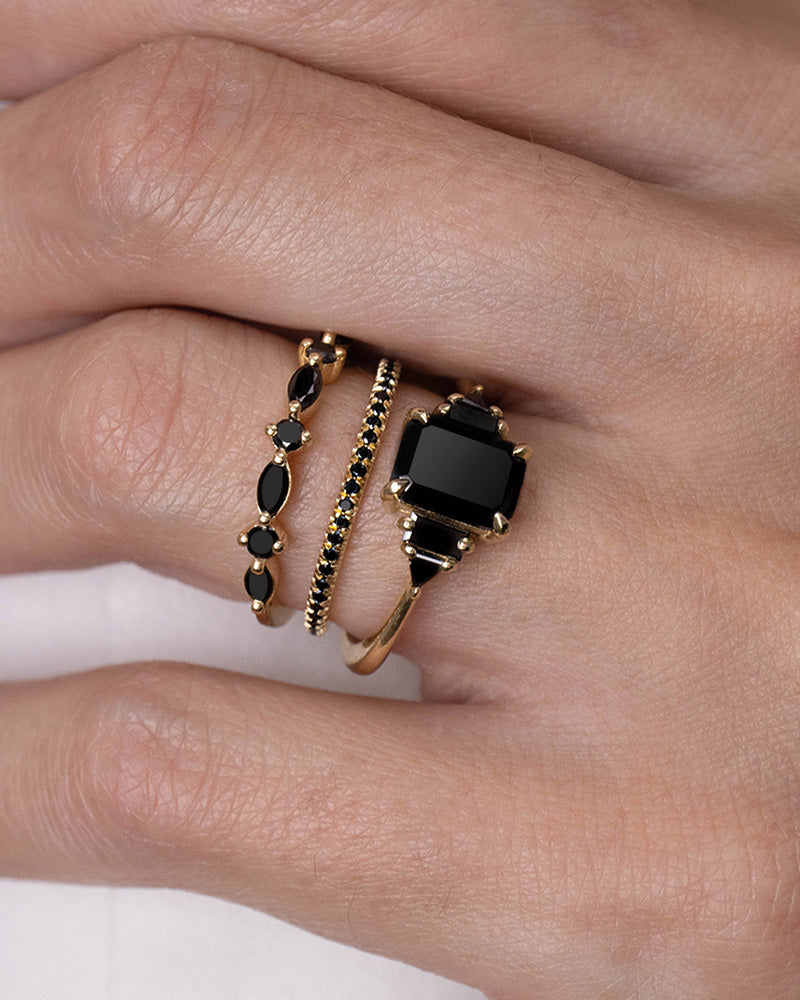 Chandelier ring in Black diamonds