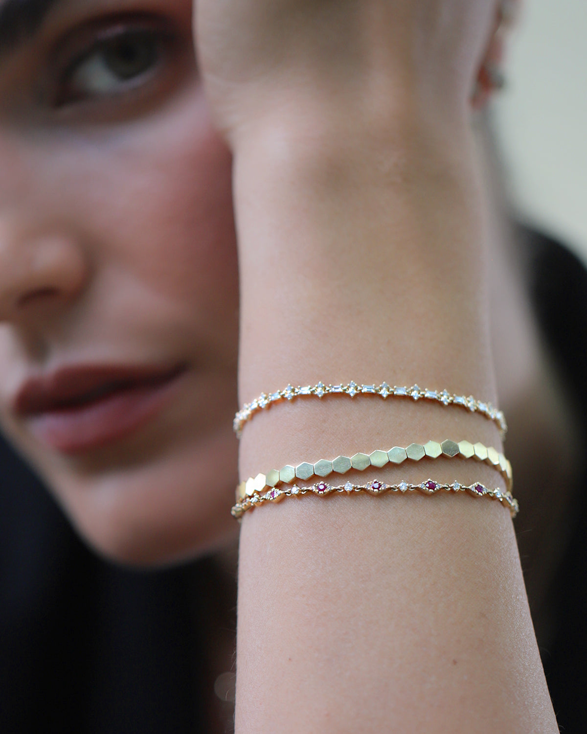 Zigzag Bracelet in Diamond and Rubies