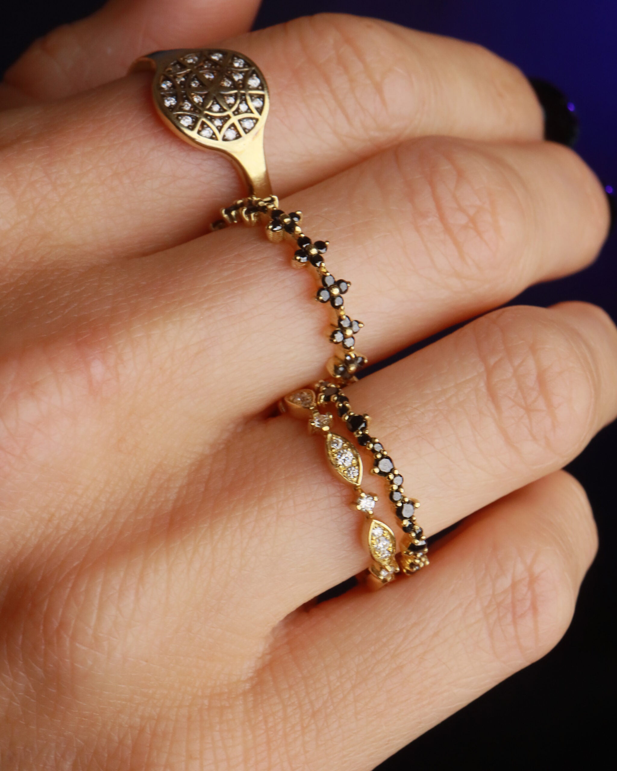 Celine ring in black diamonds