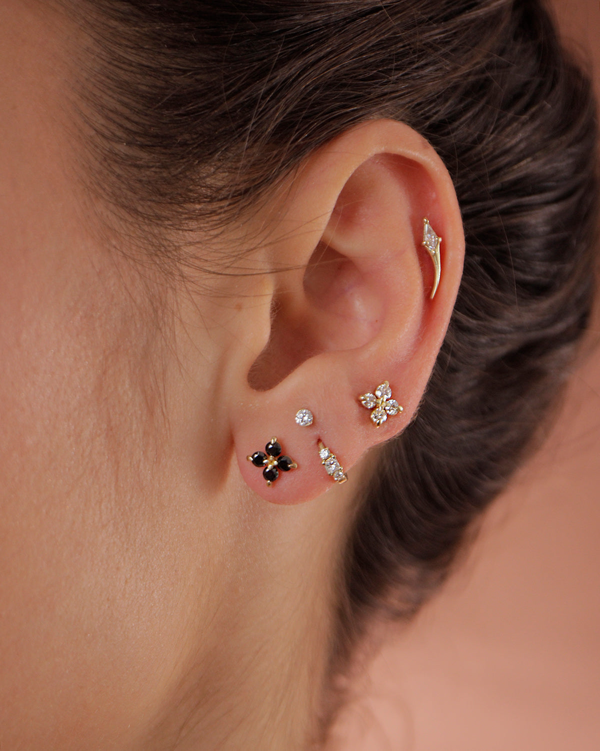 4 Petal Stud in White Diamonds (Large)