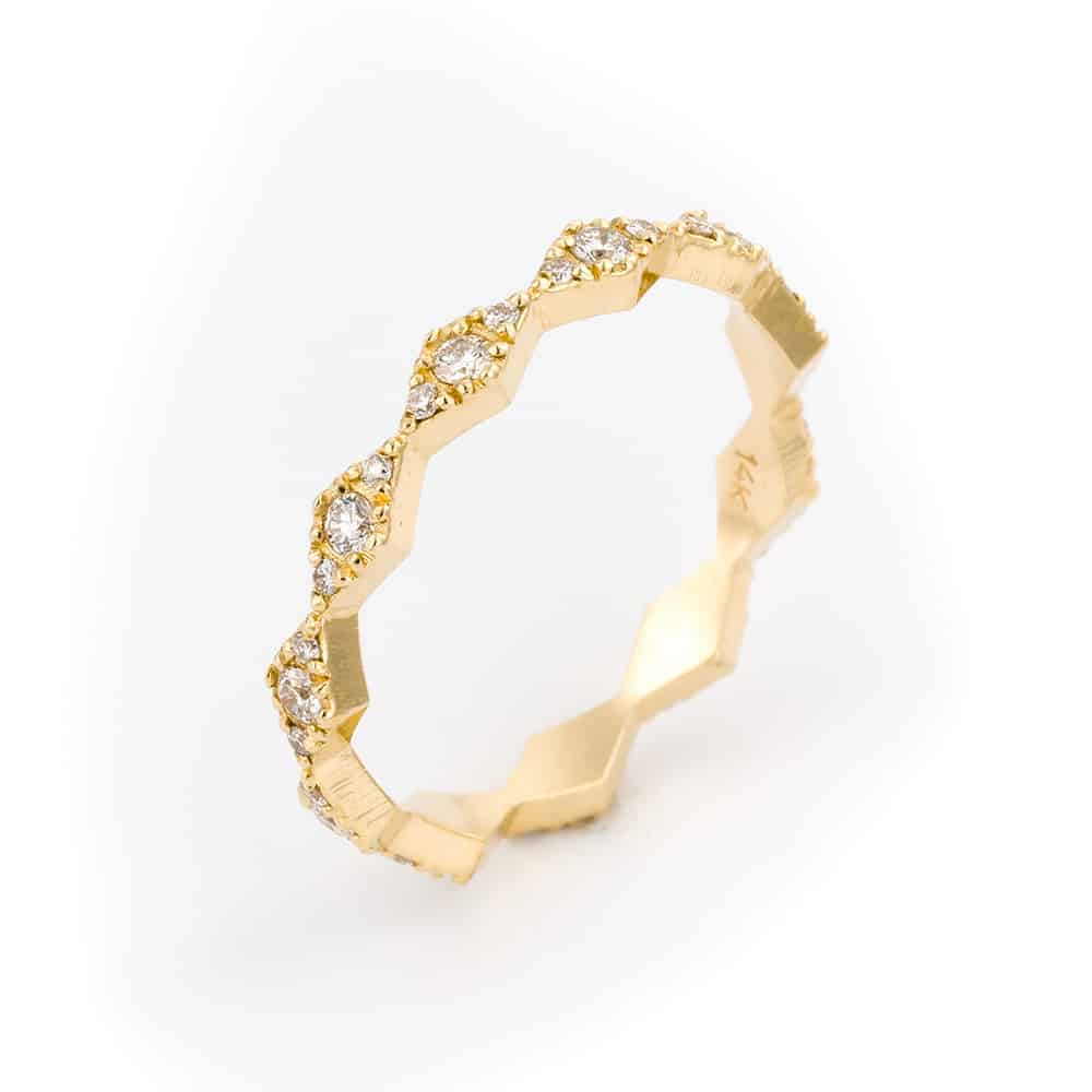 Zigzag ring