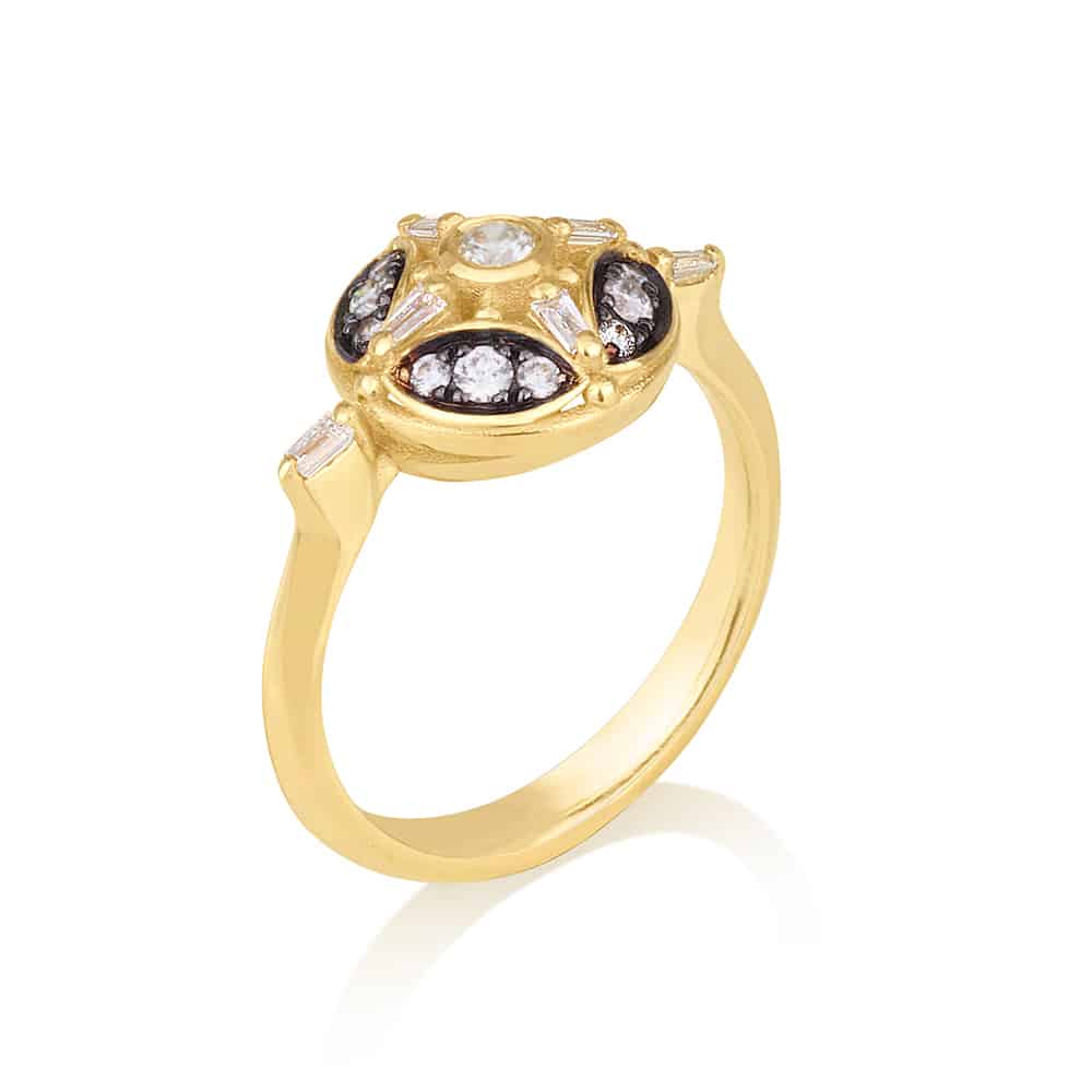 Zoe ring